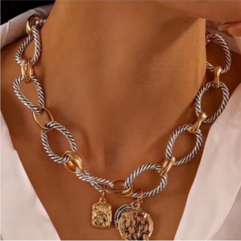 New 14K Gold Plated Collar Necklace Twist Chain Choker New